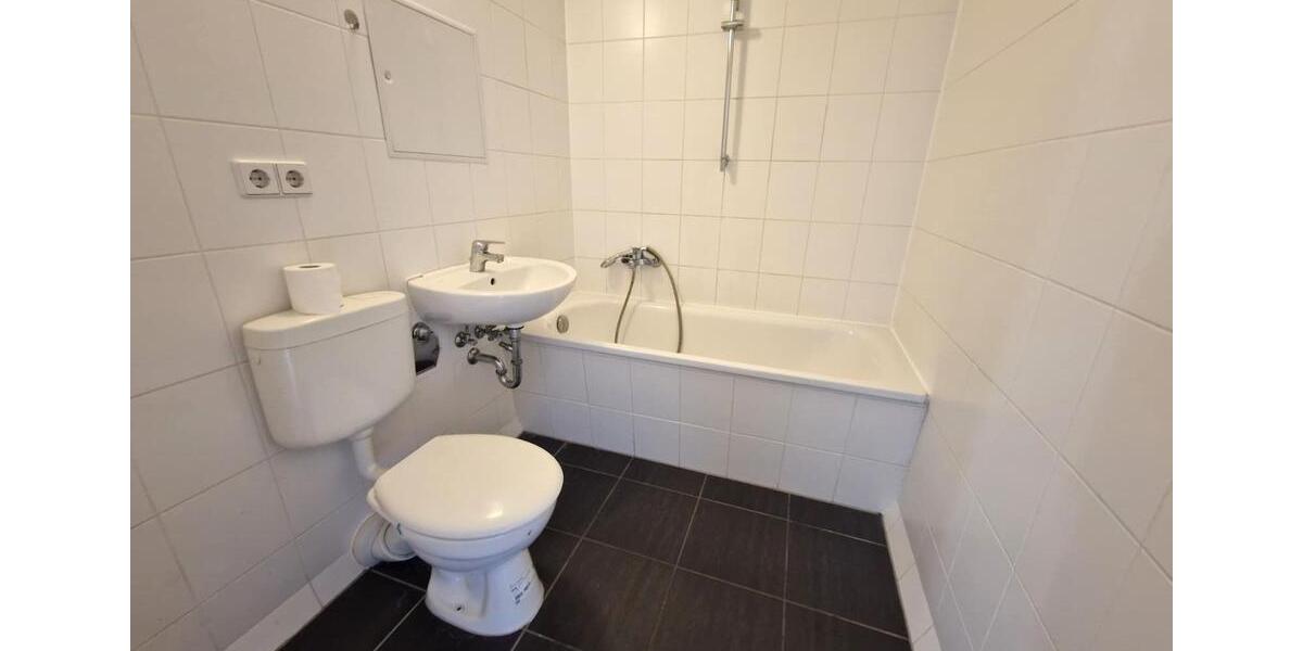 Etagenwohnung Leipzig West - 1 Zimmer, 33 m&sup2;, 326&euro; | Angebot:25342756