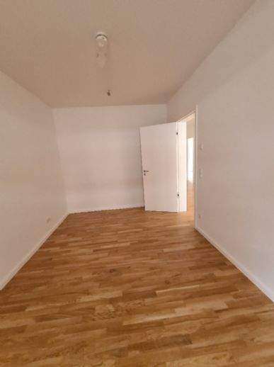 Etagenwohnung Leipzig Neulindenau - 4 Zimmer, 91 m&sup2;, 1.210&euro; | Angebot:26392179