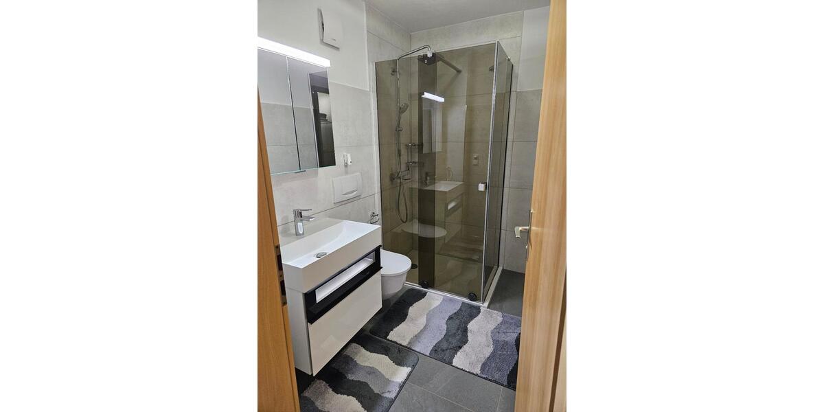 Dachgeschoßwohnung Bad Dürrenberg - 2 Zimmer, 61 m&sup2;, 120.000&euro; | Angebot:25539480