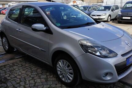 Renault Clio 88.486 km 3.490 &euro; Leipzig 04129