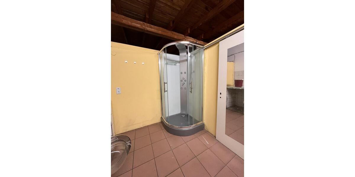 Monteurzimmer Apartment Bad Dürrenberg zimmer