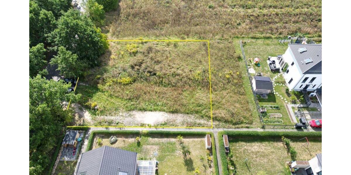 Wohnen am Grüngürtel: Großzügiges Baugrundstück am Rand einer gewachsener Neubausiedlung zimmer