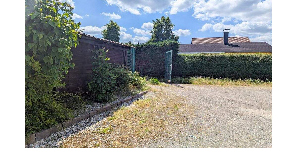 Grundstück Zwenkau - 399.000&euro; | Angebot:25673755