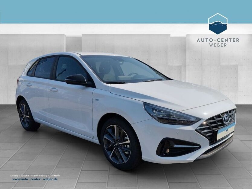 i30