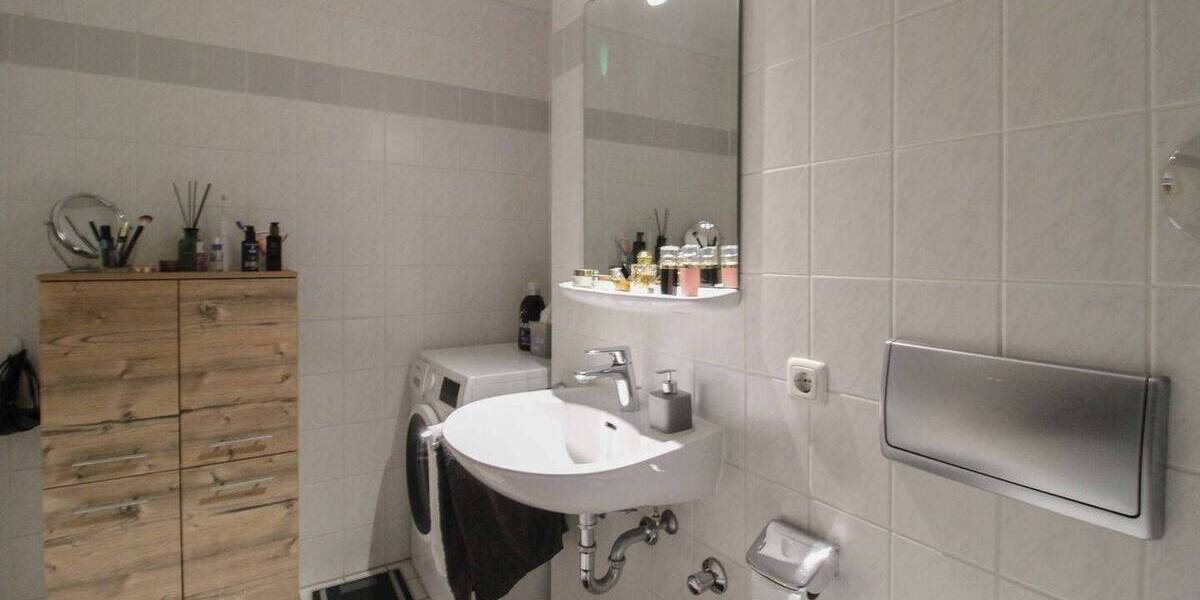 Etagenwohnung Leipzig Holzhausen - 3 Zimmer, 71 m&sup2;, 165.000&euro; | Angebot:26258315