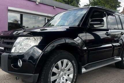 Mitsubishi Pajero 198.650 km 14.880 &euro; Kabelsketal OT Gröbers 06184