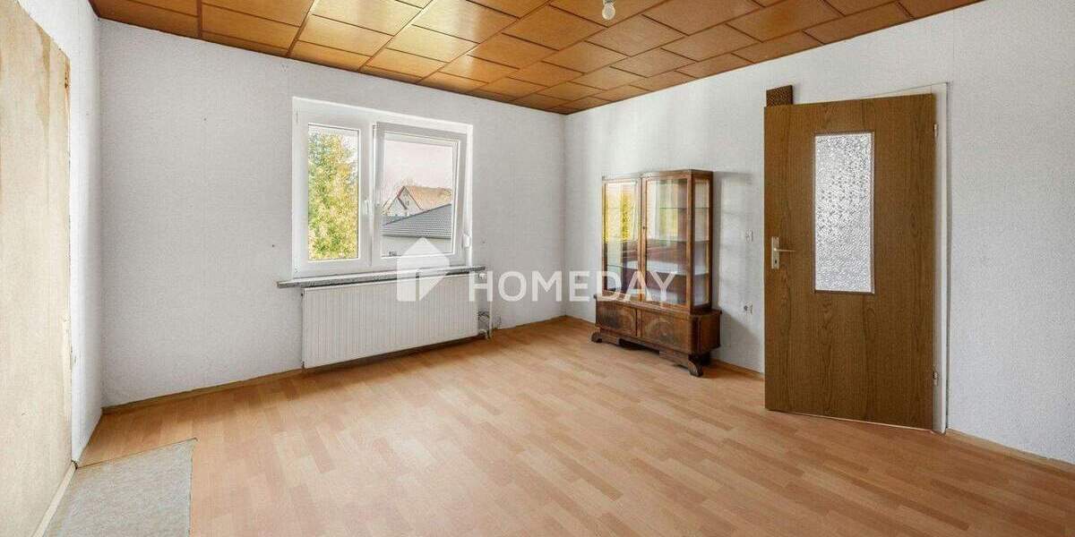 Einfamilienhaus Schkeuditz Wolteritz - 8 Zimmer, 150 m&sup2;, 260.000&euro; | Angebot:25775243