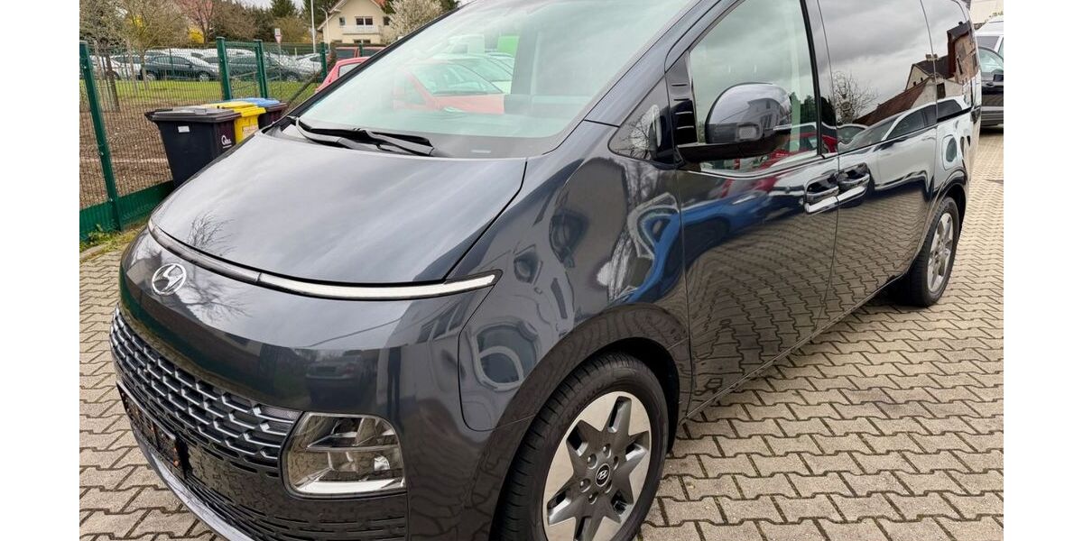 Hyundai STARIA 72.000 km 28.000 &euro; Zwenkau OT Löbschütz 04442