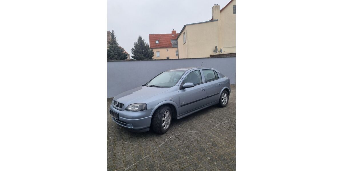 Opel Astra 58.900 km 4.250 &euro; Delitzsch OT Döbernitz 04509