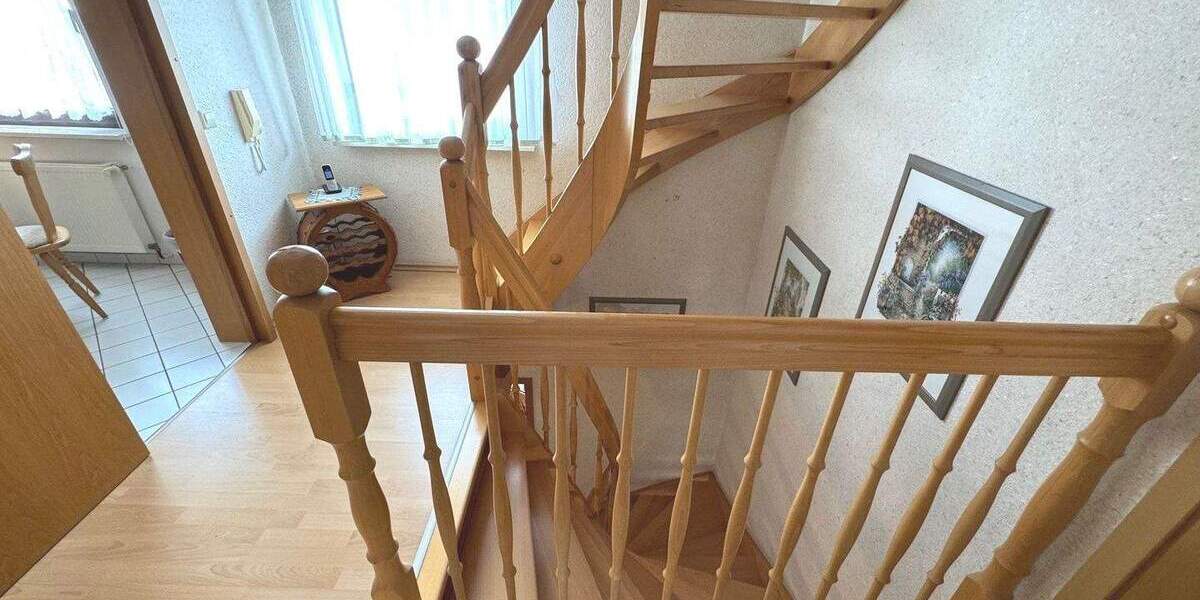 Einfamilienhaus Leipzig Burghausen-Rückmarsdorf - 7 Zimmer, 296 m&sup2;, 695.000&euro; | Angebot:25733732