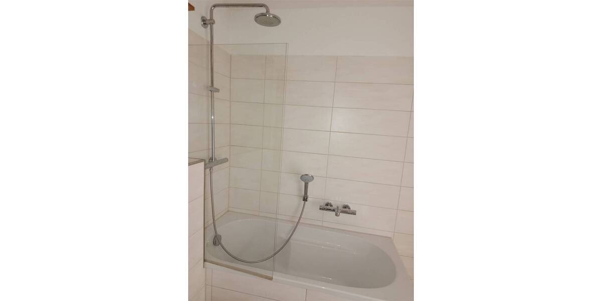 Etagenwohnung Leipzig Schönefeld-Abtnaundorf - 2 Zimmer, 73 m&sup2;, 669&euro; | Angebot:26920181