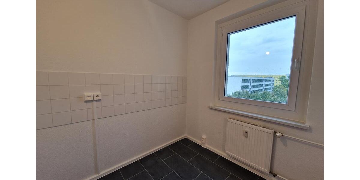 Etagenwohnung Leipzig Lausen-Grünau - 2 Zimmer, 47 m&sup2;, 400&euro; | Angebot:26296757