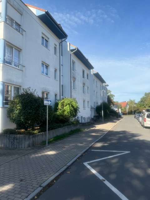 Wohnung zum Kaufen in Taucha 130.000 € 37 m²