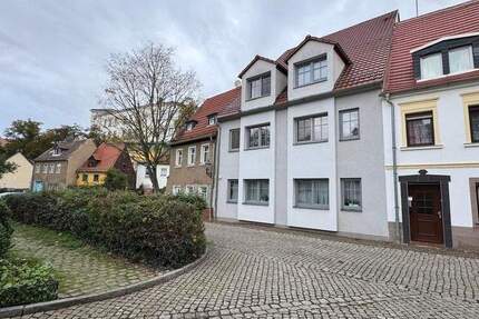 Wohnung Wurzen - 3 Zimmer, 98 m&sup2;, 137.500&euro; | Angebot:25768273