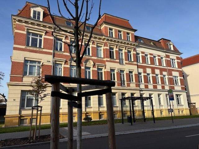 Etagenwohnung Markkleeberg Markkleeberg-Mitte - 2 Zimmer, 65 m&sup2;, 220.000&euro; | Angebot:25698237