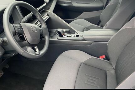 Toyota C-HR 6.877 km 32.990 € Leipzig 04178