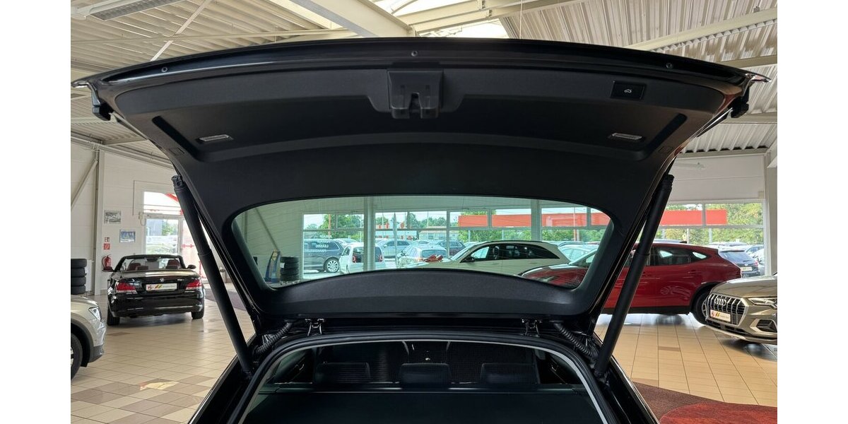 Skoda Superb L&K 4x4/280 PS/Canton/ACC/Spur/VZE/Ahk 92.644 km 25.490 &euro; Leipzig 04347