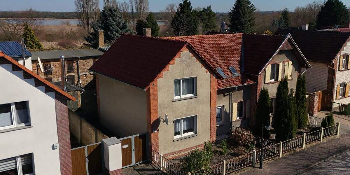 Doppelhaushälfte Sandersdorf-Brehna Petersroda - 5 Zimmer, 101 m&sup2;, 72.000&euro; | Angebot:25797992