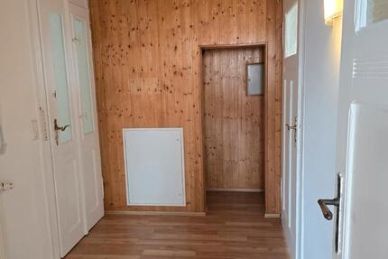 Wohnung Grimma - 3 Zimmer, 64 m&sup2;, 550&euro; | Angebot:27631400