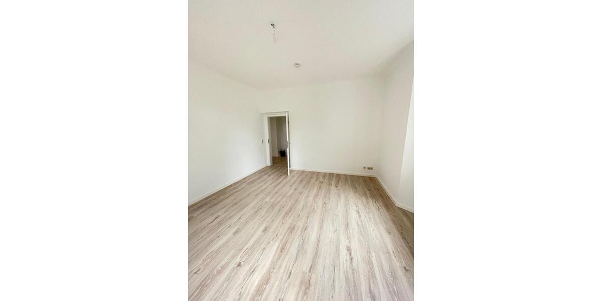 Etagenwohnung Leipzig Südwest - 3 Zimmer, 82 m&sup2;, 672&euro; | Angebot:25486993