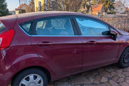 Ford Fiesta 73.500 km 5.200 &euro; Bennewitz 04828