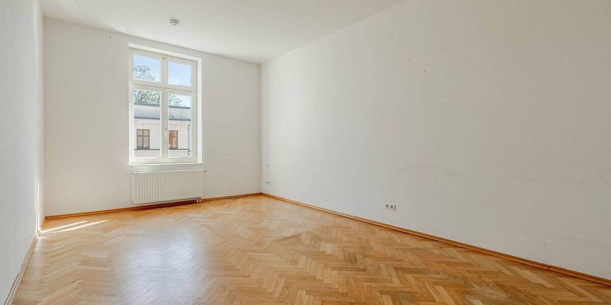 Etagenwohnung Leipzig Zentrum-West - 2 Zimmer, 84 m&sup2;, 310.000&euro; | Angebot:25777216