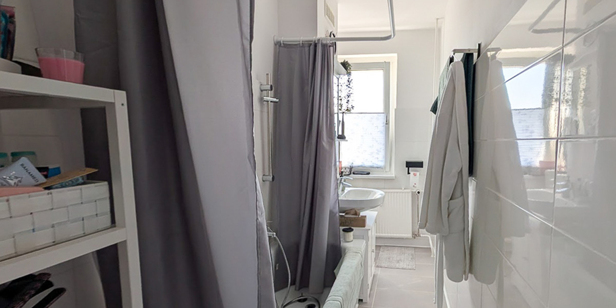 2 RAUM + MARIENBRUNN + LAMINAT + KÜCHE + 4. OG + AB MAI VERFÜGBAR - Etagenwohnung Leipzig Marienbrunn | Angebot:25753452