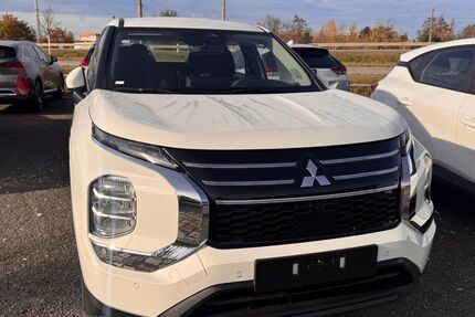Mitsubishi Plug-in Hybrid Outlander 4.500 km 39.490 &euro; Eilenburg 04838