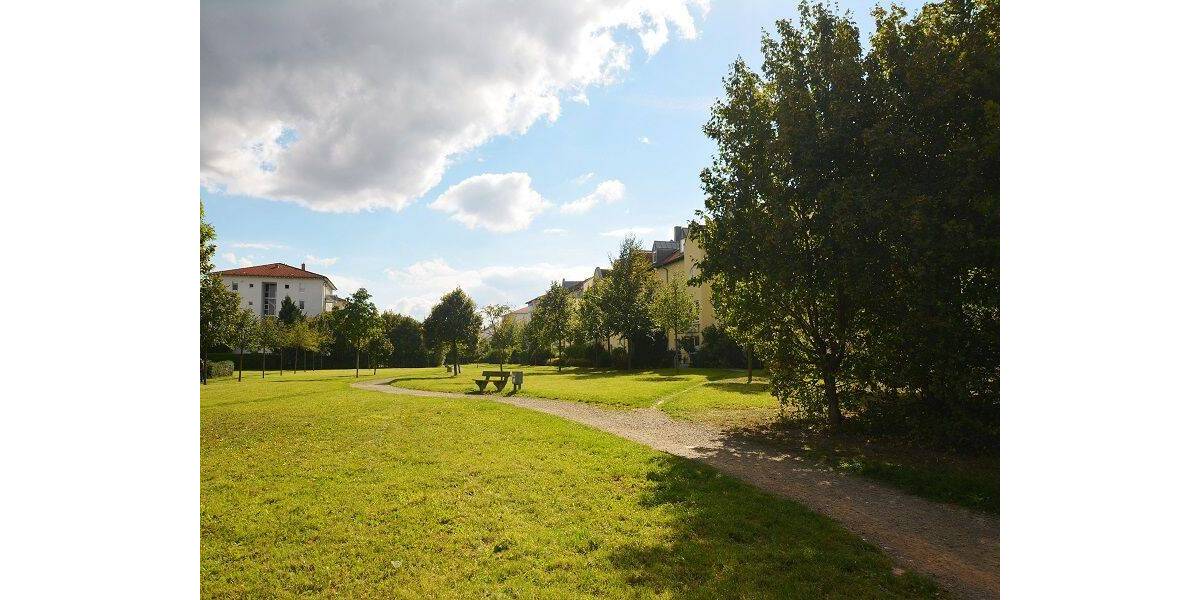 Etagenwohnung Leipzig Lindenthal - 3 Zimmer, 86 m&sup2;, 220.000&euro; | Angebot:26454766