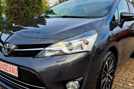 Toyota Verso 57.503 km 15.999 € Leipzig 04205
