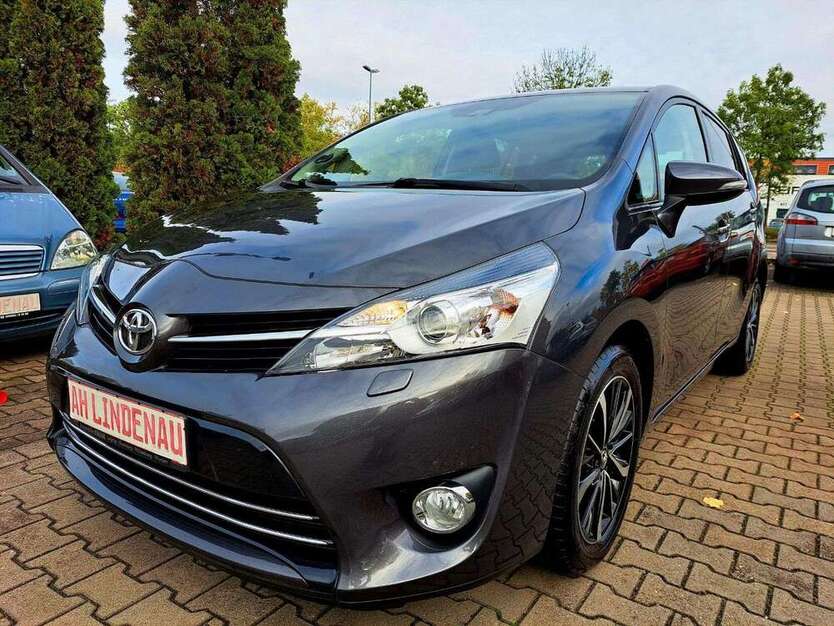 Toyota Verso 57.503 km 15.999 € Leipzig 04205