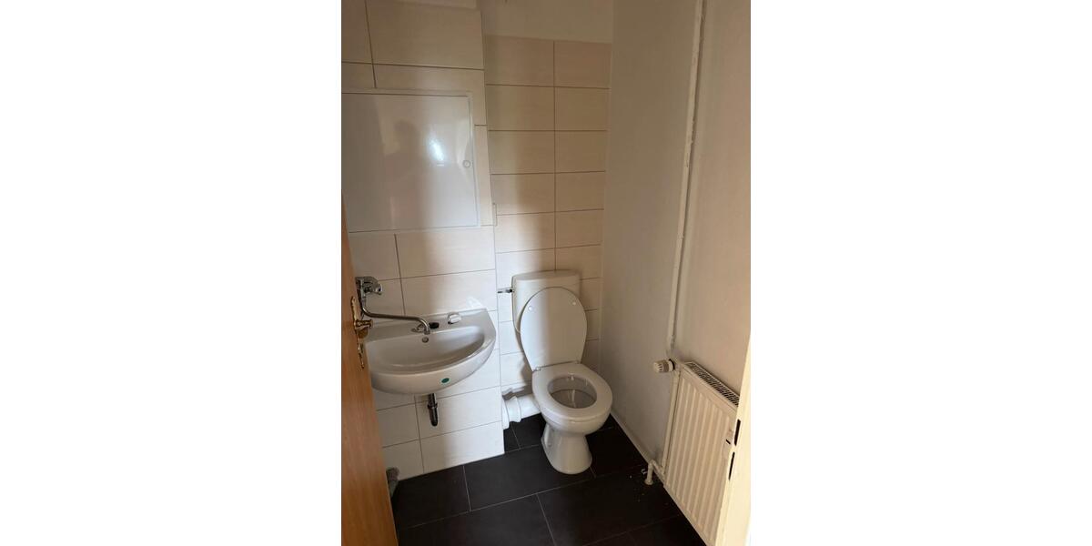 Etagenwohnung Kitzscher - 1 Zimmer, 24 m&sup2;, 299&euro; | Angebot:23633332