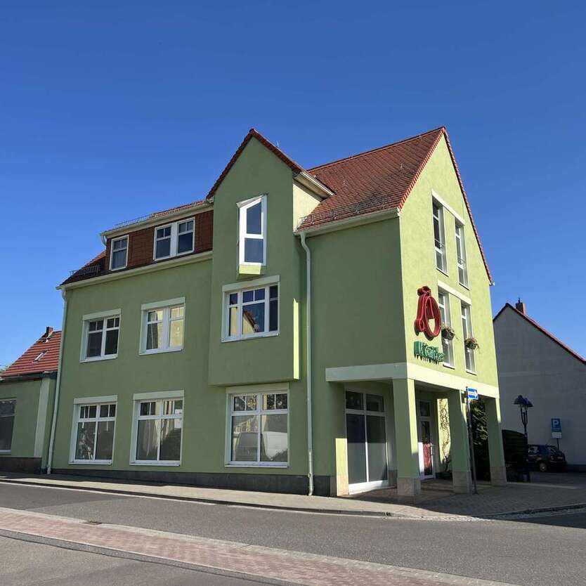 Haus zum Kaufen in Rötha 495.000 € 343 m²