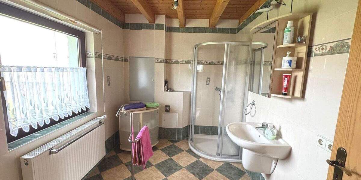 Einfamilienhaus Leipzig Burghausen-Rückmarsdorf - 7 Zimmer, 296 m&sup2;, 695.000&euro; | Angebot:25733732