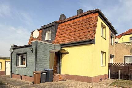 Haus Sandersdorf-Brehna Zscherndorf - 3 Zimmer, 68 m&sup2;, 89.000&euro; | Angebot:25736661