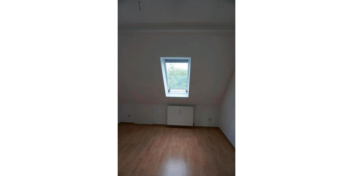 Dachgeschoßwohnung Leipzig Südost - 2 Zimmer, 39 m&sup2;, 390&euro; | Angebot:26540893