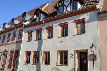 denkmalgeschütztes Mehrfamilienhaus mit 3 Wohneinheiten im Zentrum von Wurzen zu verkaufen 1 zimmer