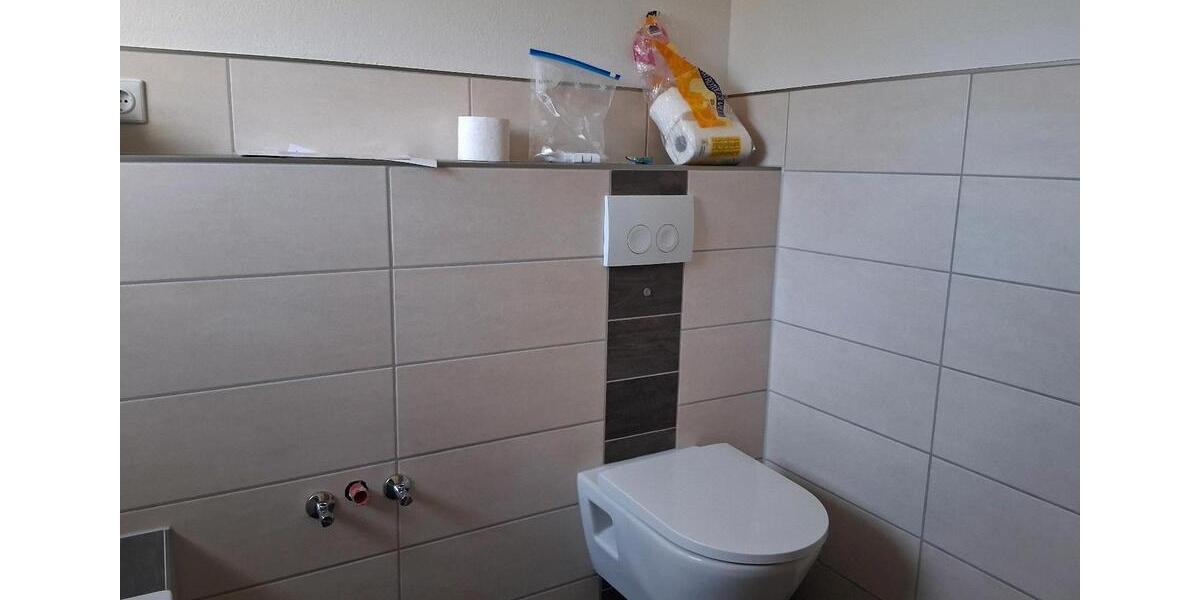 Erdgeschoßwohnung Hohenmölsen - 3 Zimmer, 70 m&sup2;, 750&euro; | Angebot:25649079