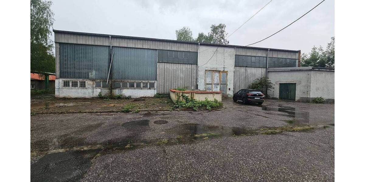 Freistehende, pfeilerfreie Halle in ruhiger Lage mit Büro-Lagerebene, Freifläche möglich zimmer