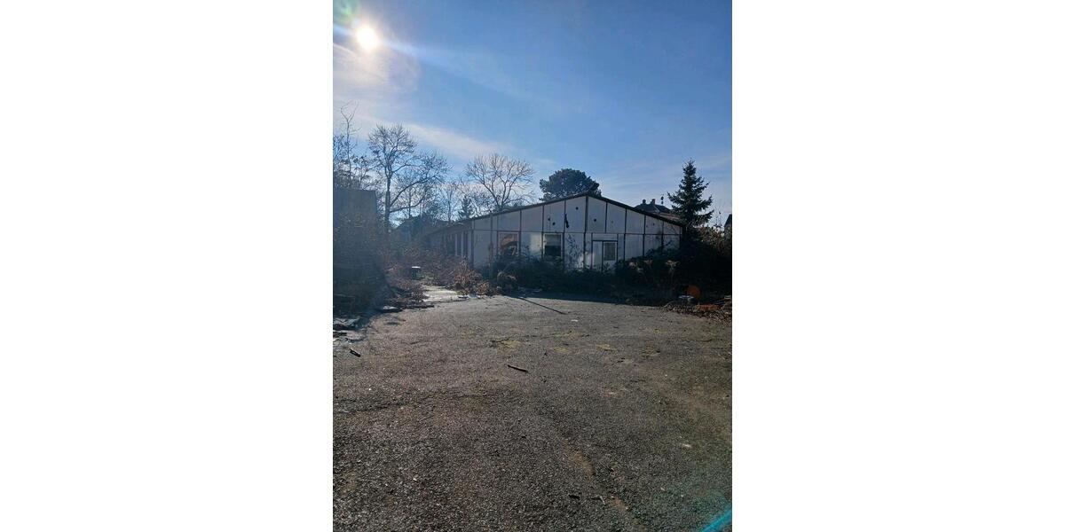 Einfamilienhaus Wurzen - 8 Zimmer, 220 m&sup2;, 98.000&euro; | Angebot:26665275