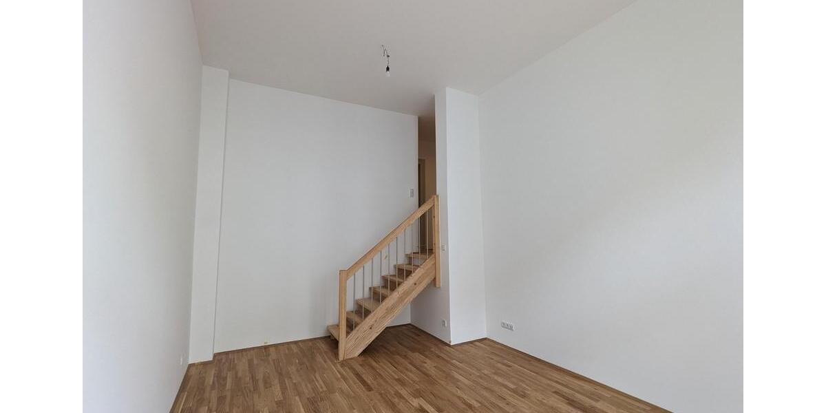 Erdgeschoßwohnung Borna - 3 Zimmer, 88 m&sup2;, 660&euro; | Angebot:26260044