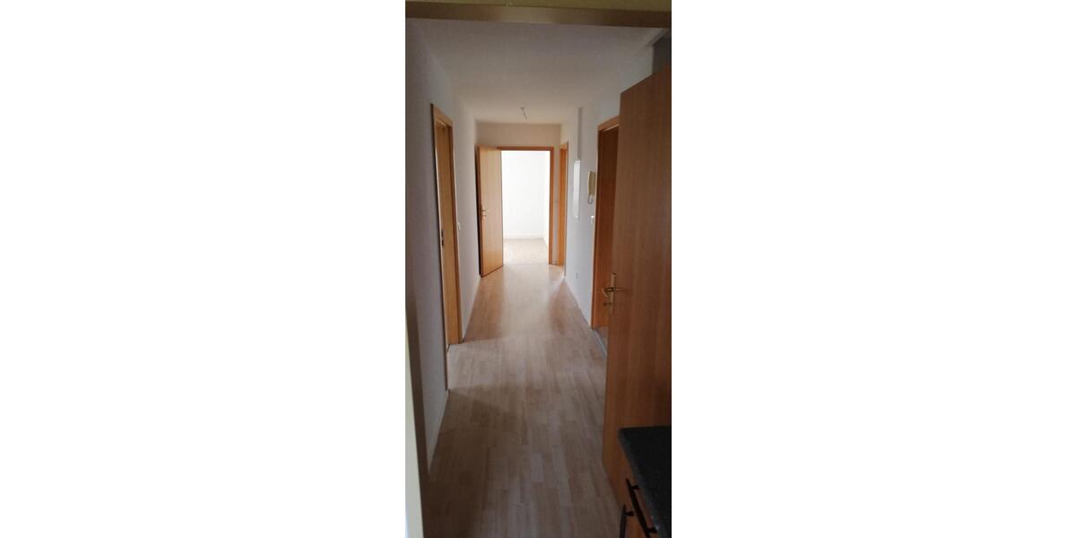Dachgeschoßwohnung Regis-Breitingen Breitingen - 3 Zimmer, 65 m&sup2;, 338&euro; | Angebot:25306524