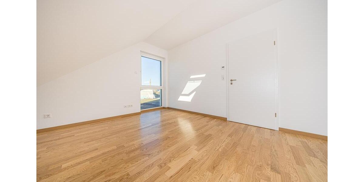Doppelhaushälfte Taucha - 5 Zimmer, 120 m&sup2;, 1.950&euro; | Angebot:26563858