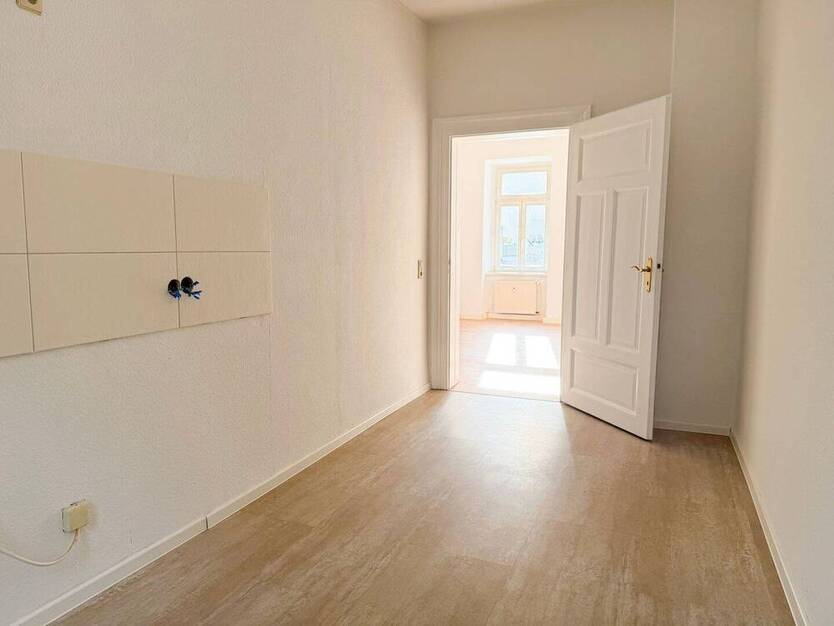 *sofort bezugsfrei* I lichtdurchflutete 2-Zimmer Wohnung I Tageslichtbad I Keller