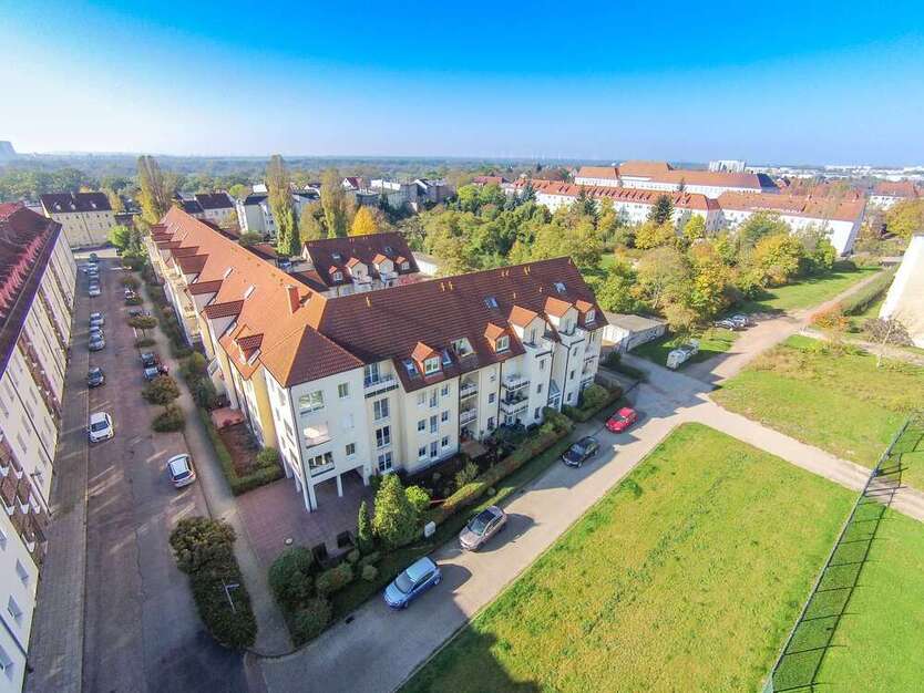 Wohnung zum Mieten in Halle 295 € 37.85 m²