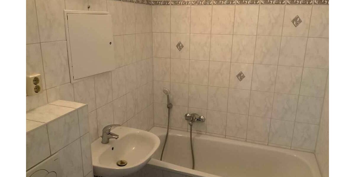Etagenwohnung Leipzig Grünau-Ost - 3 Zimmer, 61 m&sup2;, 406&euro; | Angebot:26261498
