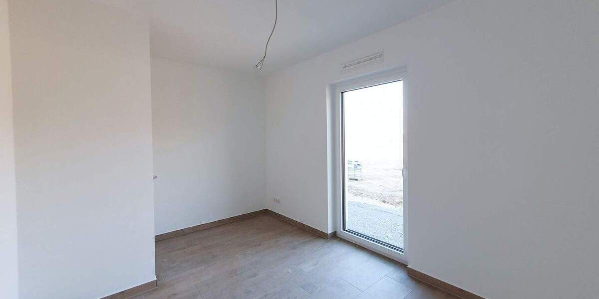 Bungalow Löbnitz - 4 Zimmer, 110 m&sup2;, 1.500&euro; | Angebot:24180833