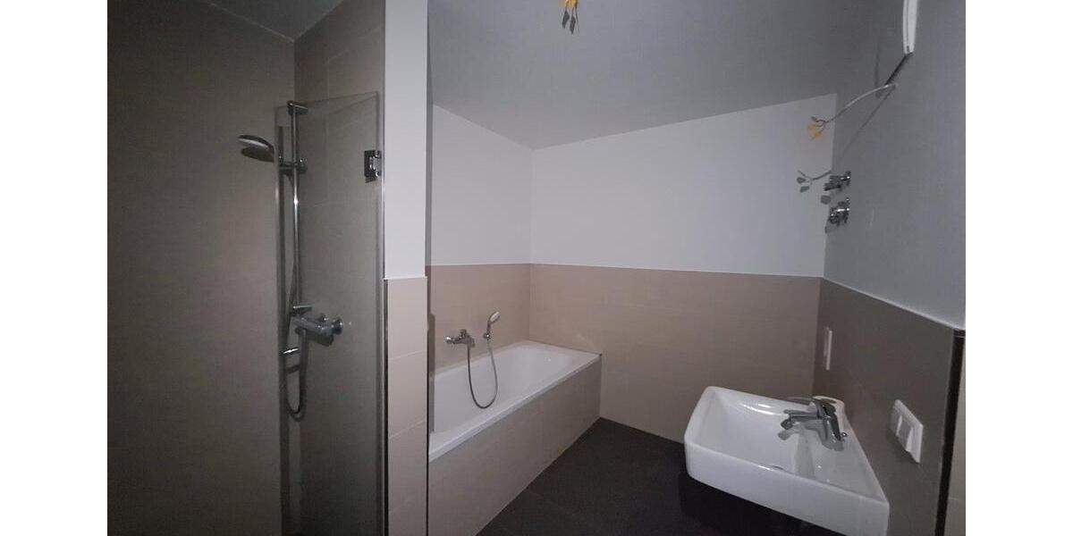 Erdgeschoßwohnung Leipzig Nord - 4.5 Zimmer, 126 m&sup2;, 1.580&euro; | Angebot:25383070