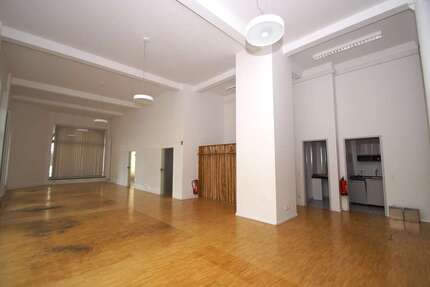 Attraktive Büro- oder Praxiseinheit im Herzen Leipzigs zimmer