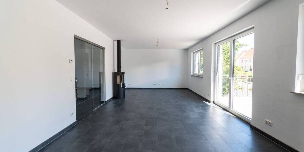 Einfamilienhaus Leipzig / Lößnig Lößnig - 7 Zimmer, 200 m&sup2;, 2.997&euro; | Angebot:26826188